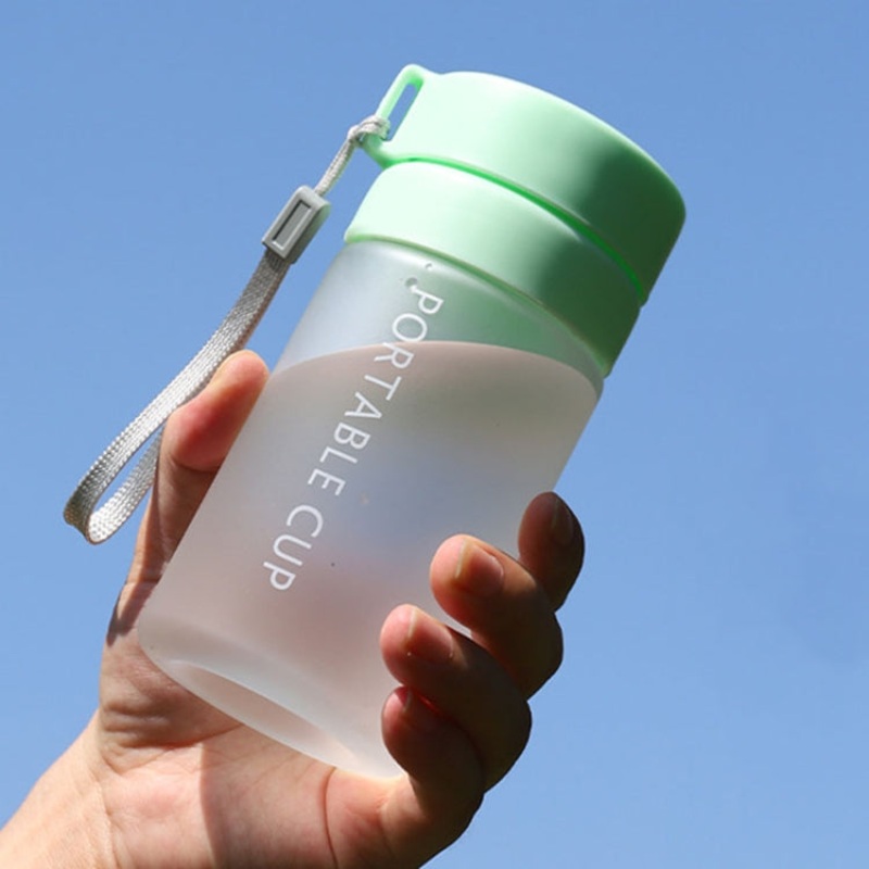 Large Capacity Sports Mug Frosted Plastic Portable Teacups, Leak-proof 400ml (Frosted Green)
