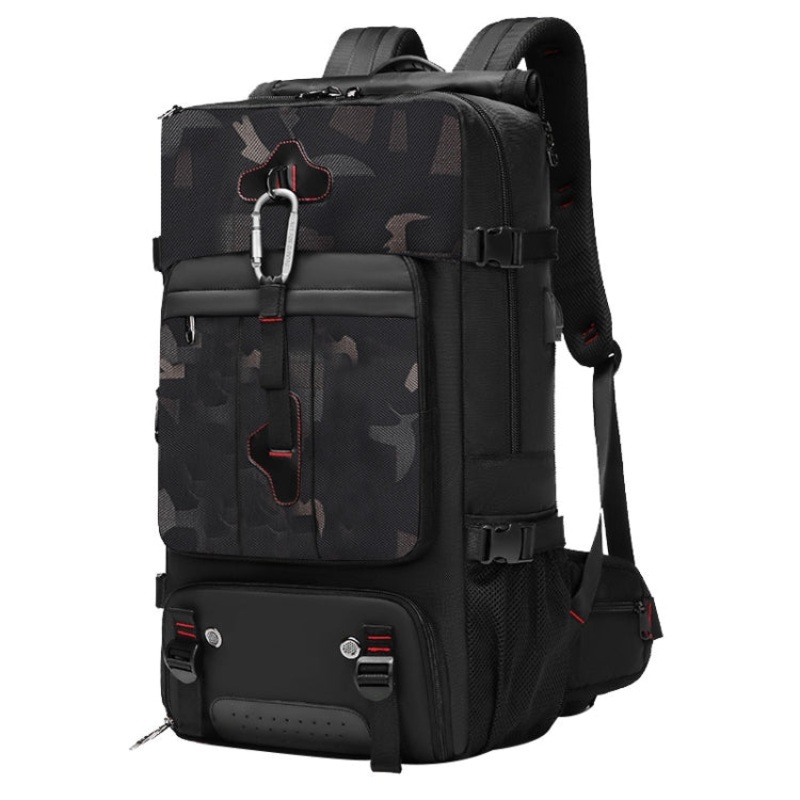 Large Capacity Waterproof Outdoor Mountaineering Backpack with USB Port (Camouflage)