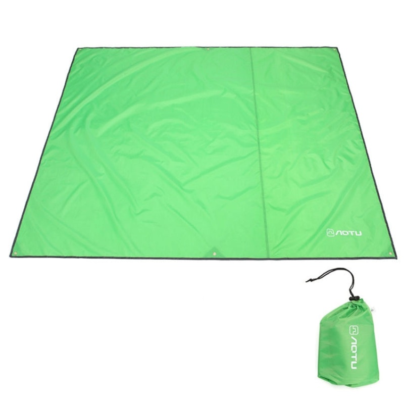 Outdoor Camping Picnic Beach Mat 150 x 220cm Grass Green