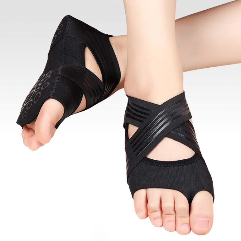 Fitness Lightweight Non-Slip Yoga Shoes Five-Finger Dance Shoes Size 39/40 Black(lorem*ipsum)