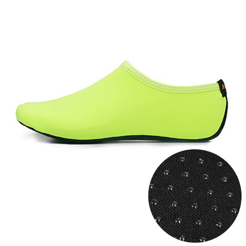 Non-slip Plastic Grain Texture Thick Cloth Sole Solid Color Diving Shoes and Socks, One Pair, Size:M (Fluorescent Green)