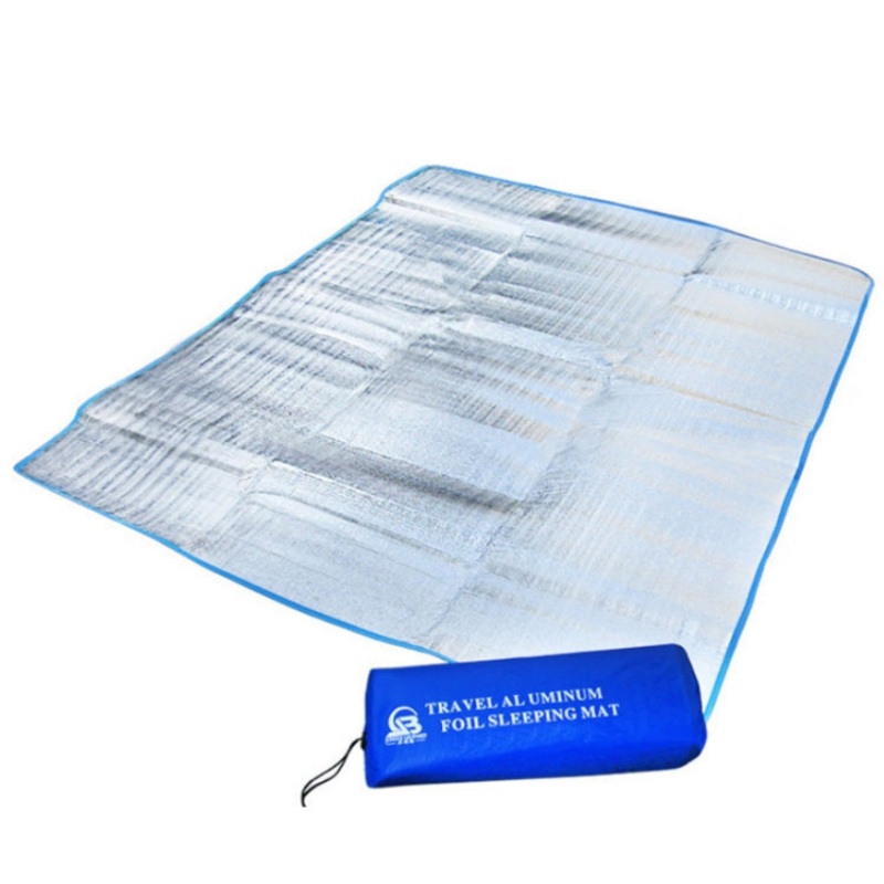 Outdoor Double-Sided Aluminum Film Moisture-Proof Picnic Mat (180x150cm) Random Colour Delivery