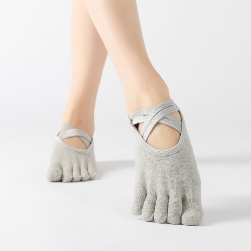 Thickened Warm Cotton Non-Slip Yoga Dance Socks Full Toe (Light Gray) One Size