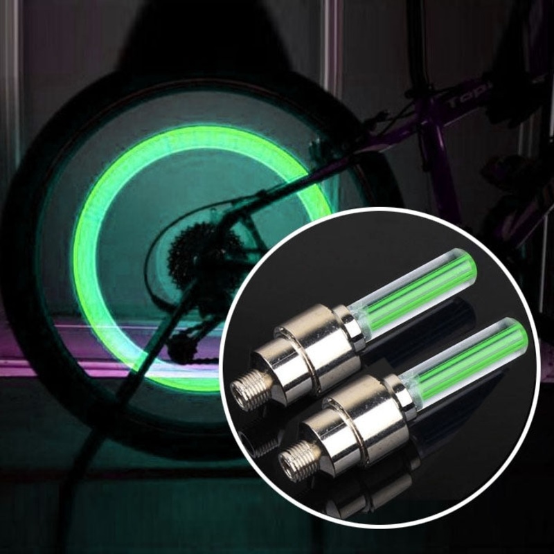 2 Pcs Wheel Tyre Lamp with Battery for Car Motorbike Bike Green Light (Green)