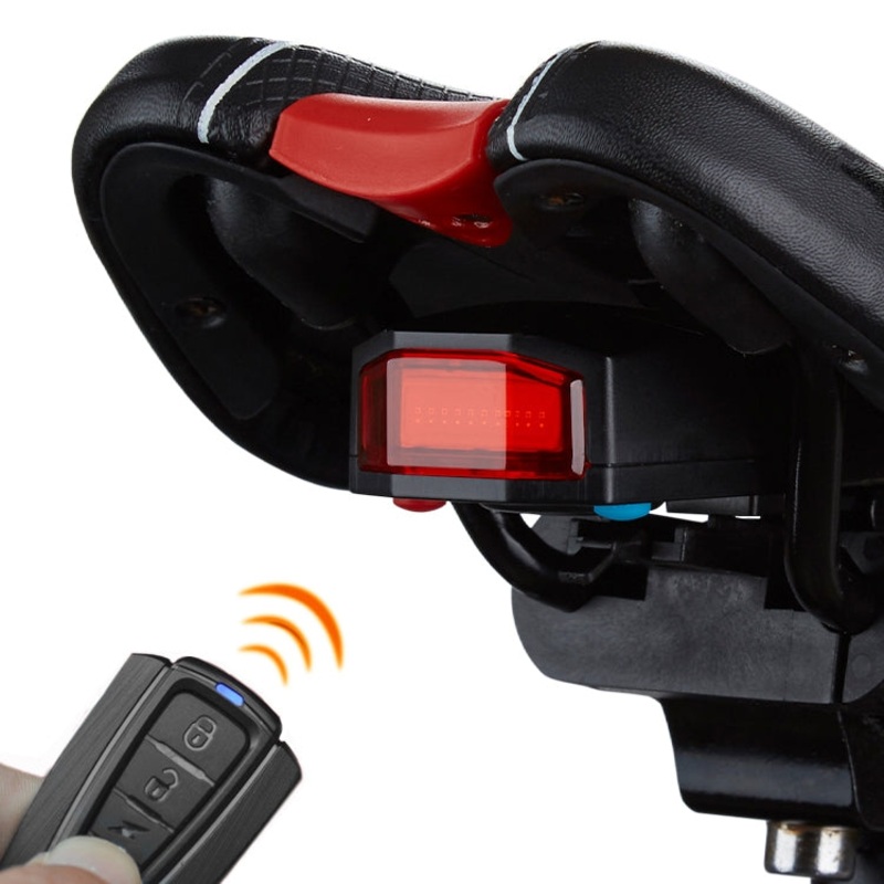 USB Charging COB Light Source Smart Cycling Bike Warning Alarm Tail Light with Remote Control (Black)